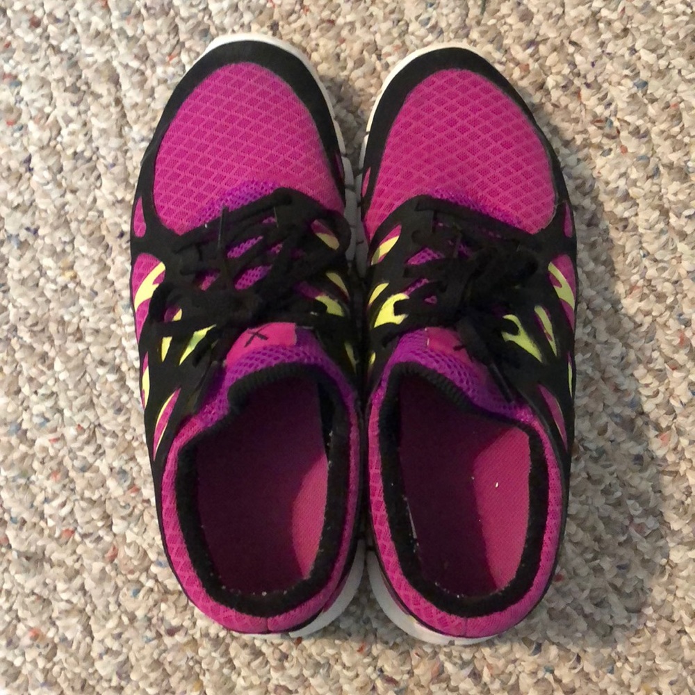 Nike Free Runs